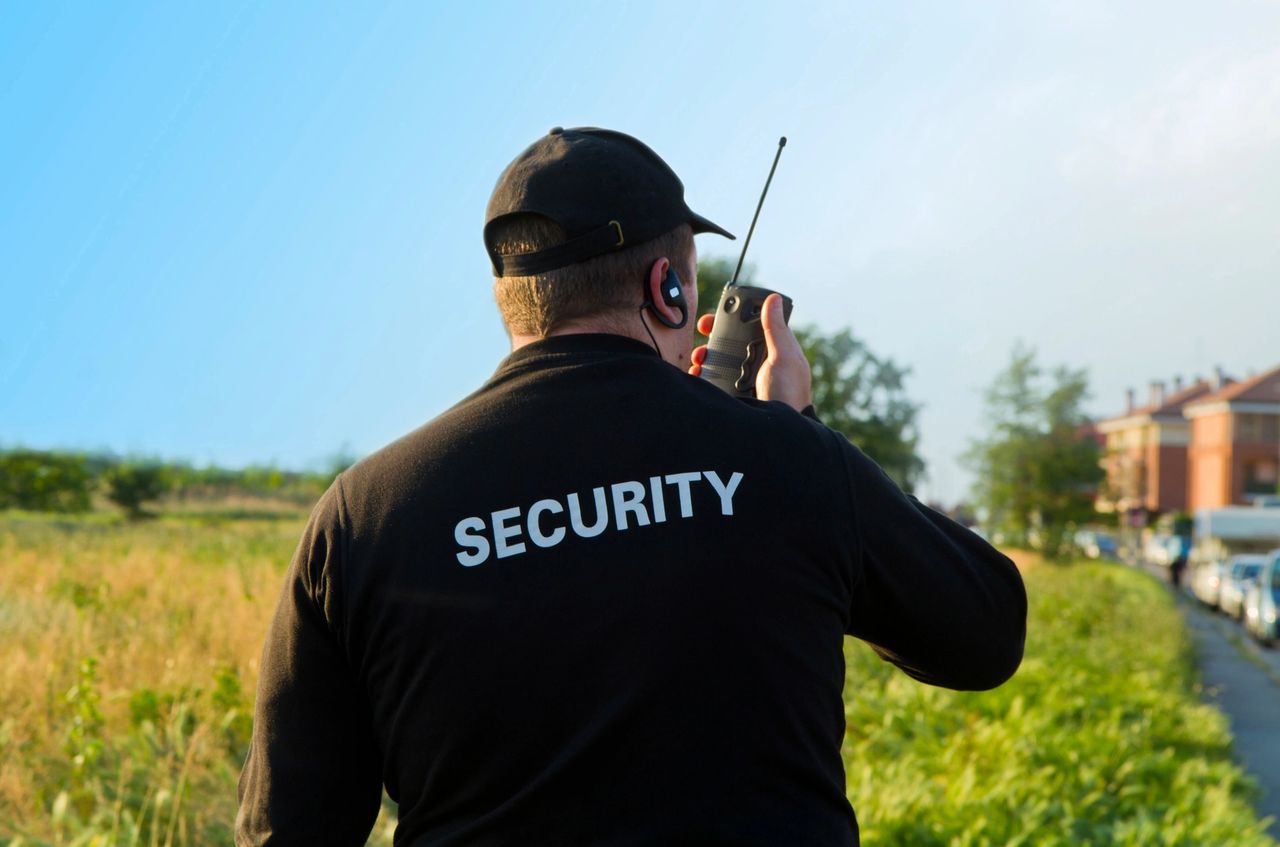 Fire Watch Guard vs Fire Alarm: Know the Difference & When to Use
