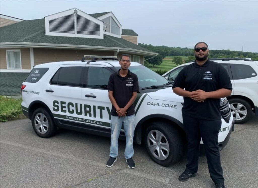 Can Security Guards Use Handcuffs? Legal Guidelines